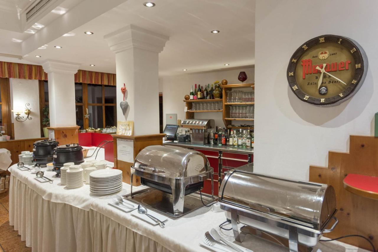 Hotel Neuwirt ماوترندورف المظهر الخارجي الصورة