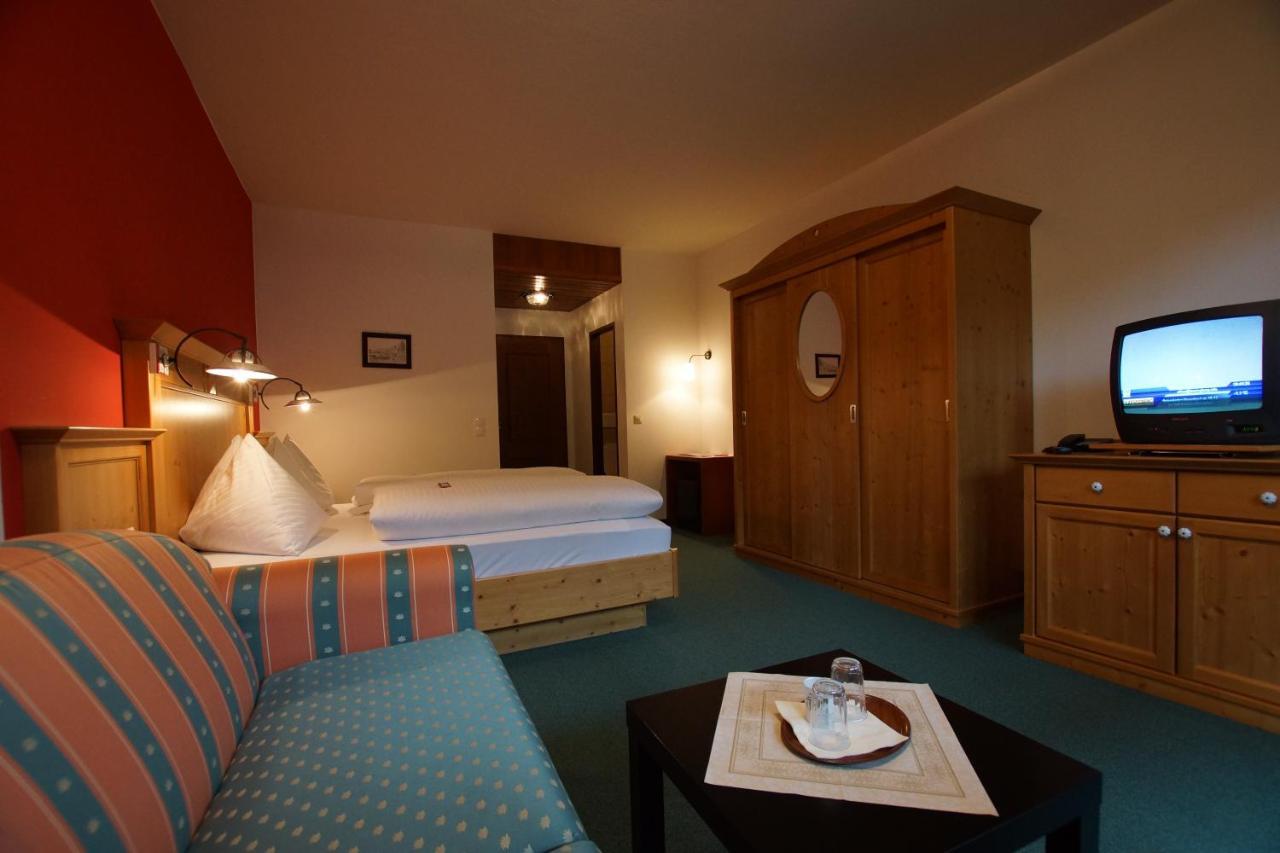 Hotel Neuwirt ماوترندورف الغرفة الصورة